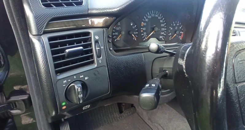 Mercedes-Benz Klasa E cena 29990 przebieg: 256352, rok produkcji 1998 z Jastrzębie-Zdrój małe 277